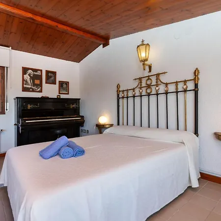 Cataluna By Interhome *